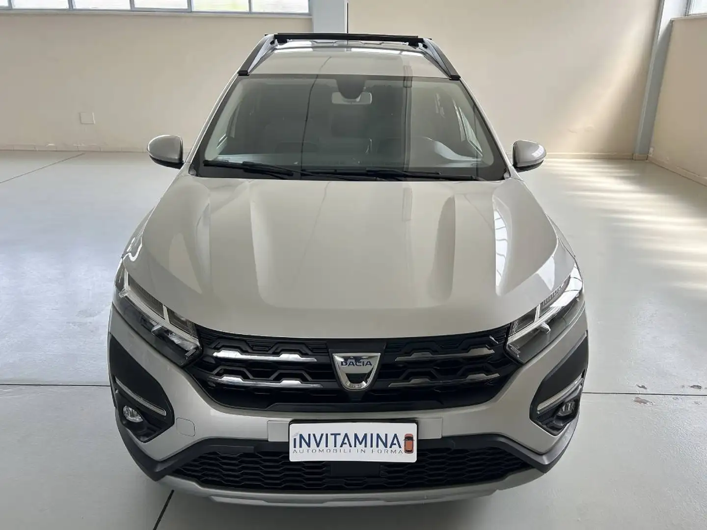 Dacia Jogger 1.0 tce GPL 100cv 7posti Argento - 2