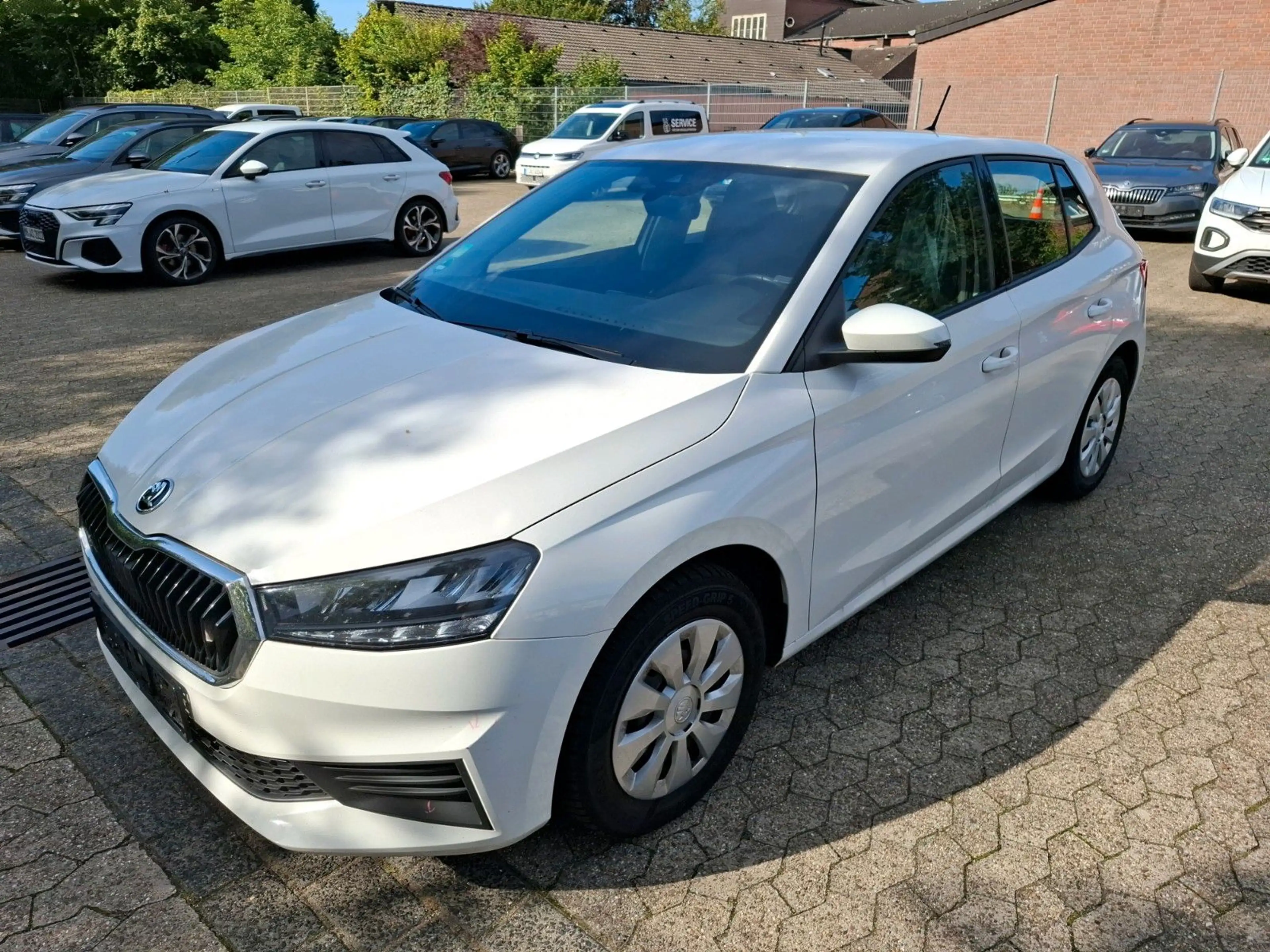 Skoda Fabia 1.0 TSI Ambition DSG *ACC*NAVI*LED*CARPLAY