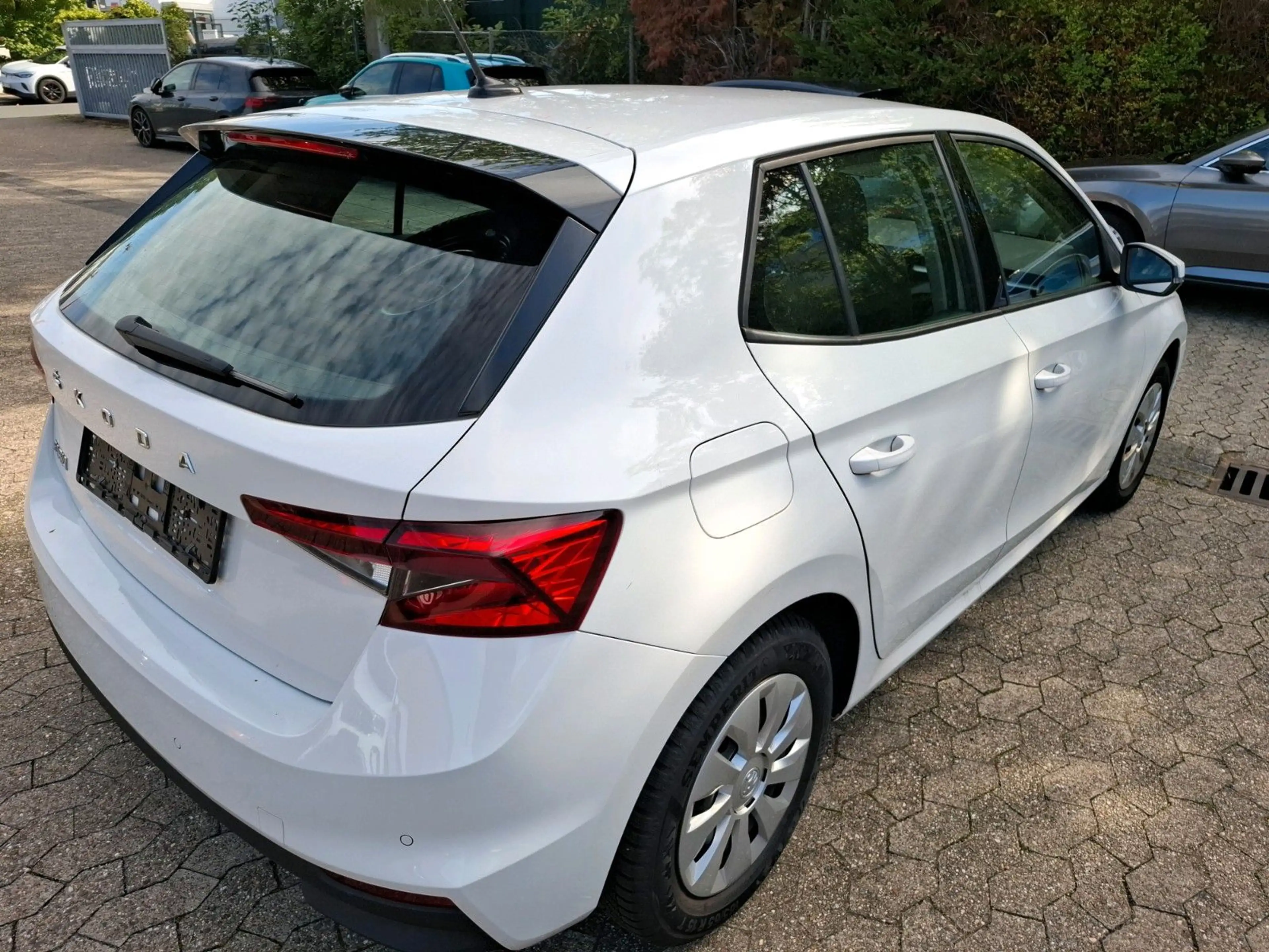 Skoda Fabia 1.0 TSI Ambition DSG *ACC*NAVI*LED*CARPLAY — photo 4