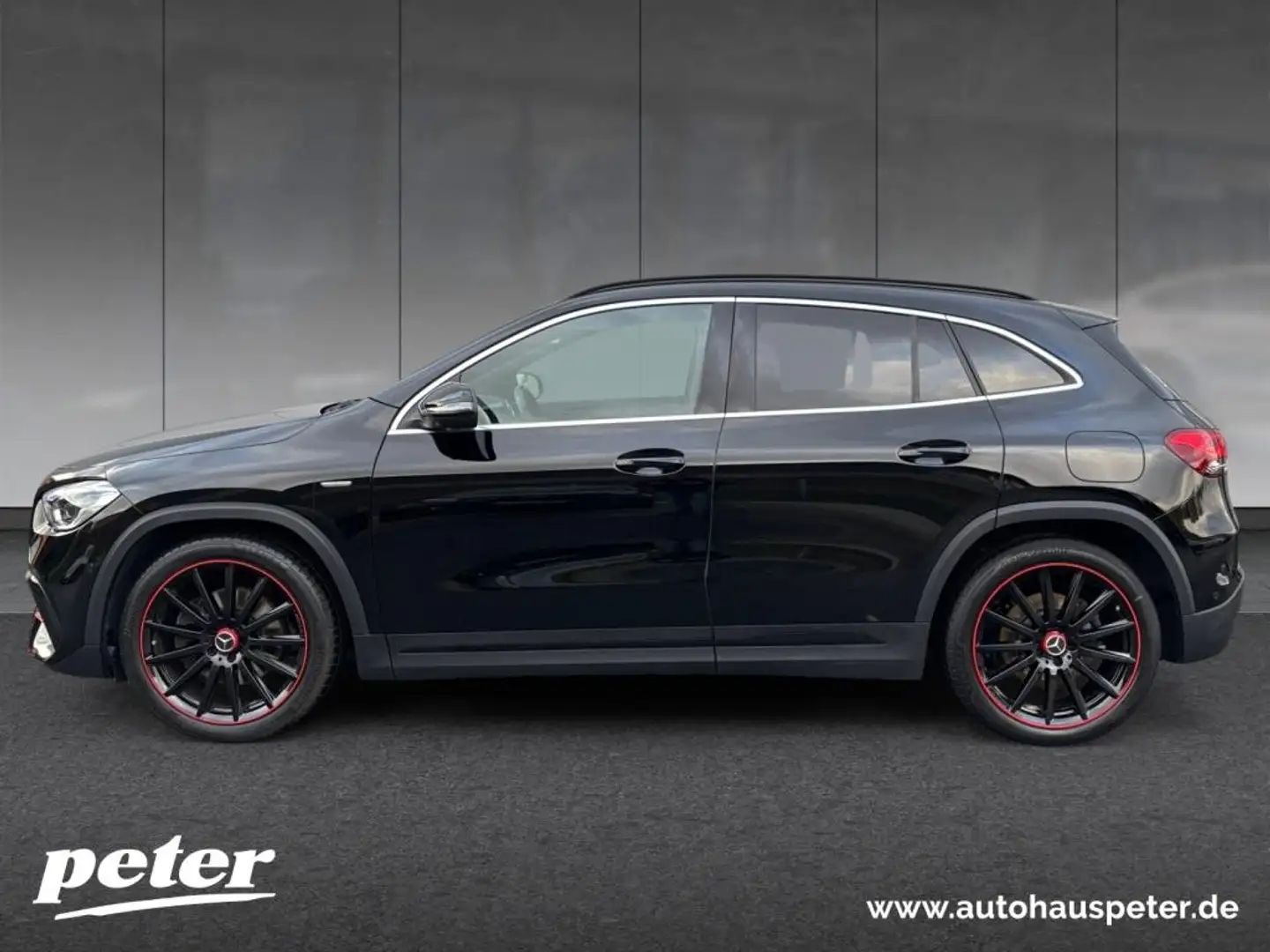 Mercedes-Benz GLA 220 d 4M AMG/Edition 1/Multibeam/Pano-D/360° Negro - 2