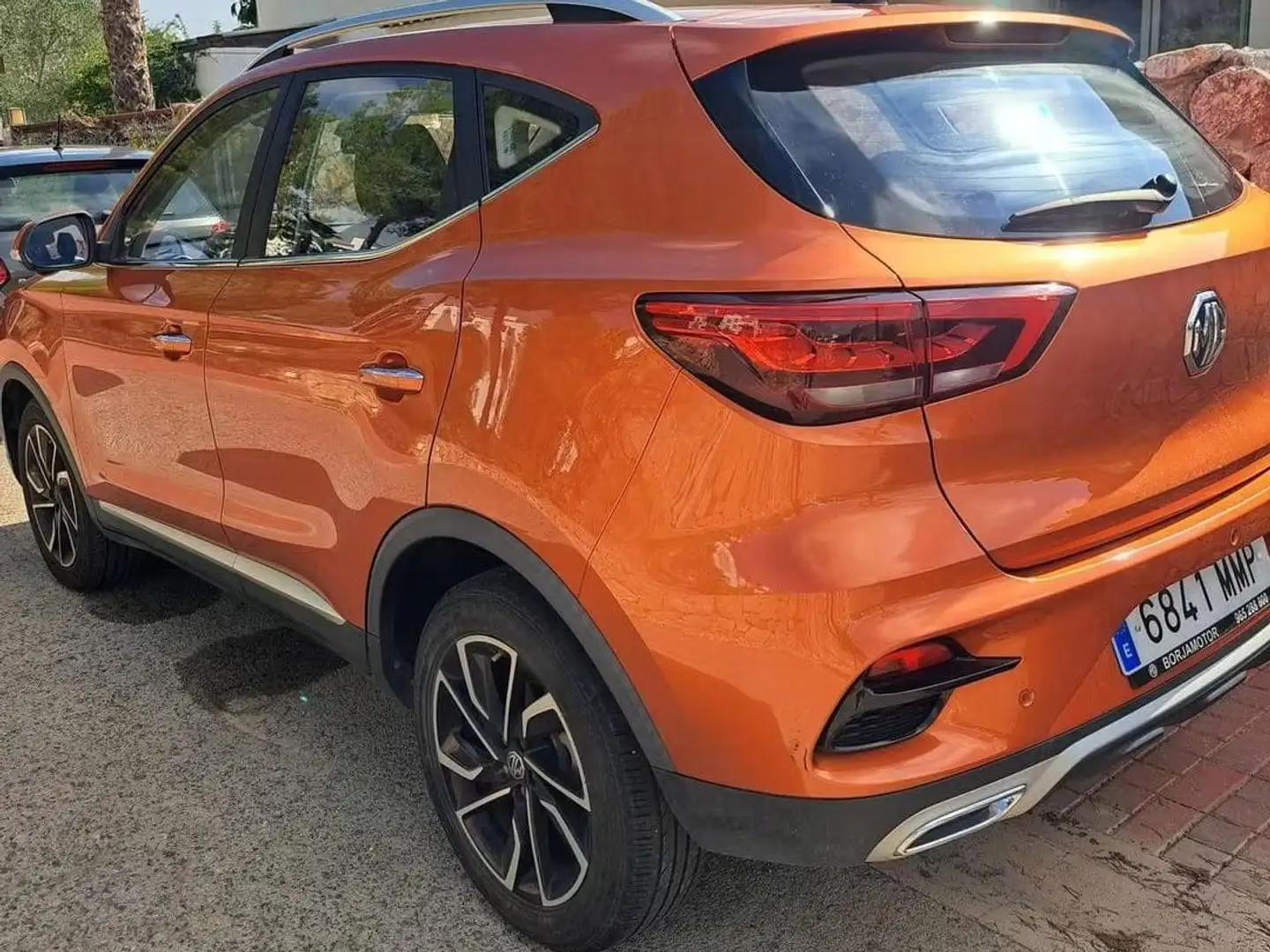MG ZS ZS 120 Naranja - 1