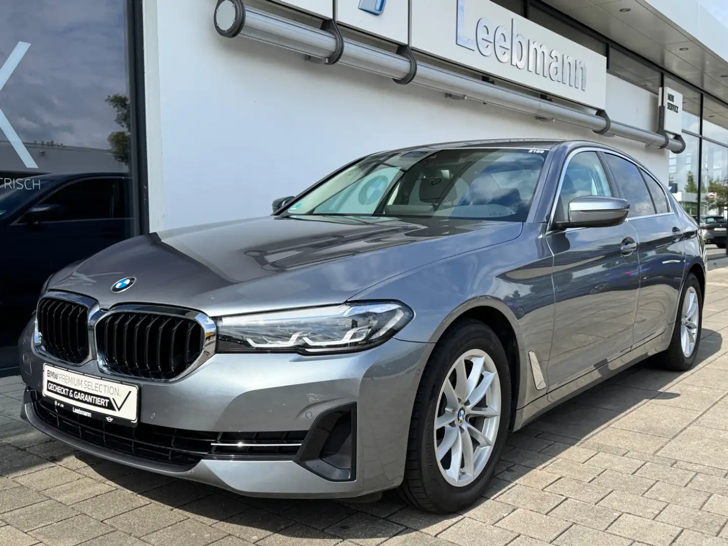 BMW 520 d Limousine Drive+ParkAssi 2 JAHRE GARANTIE Blau - 2