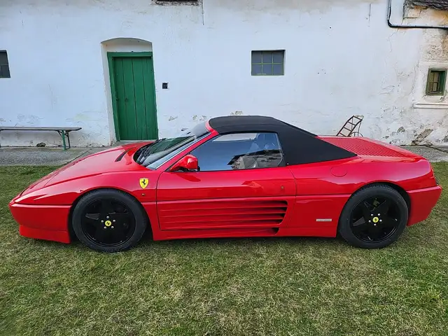Ferrari 348 spyder Ansicht 42