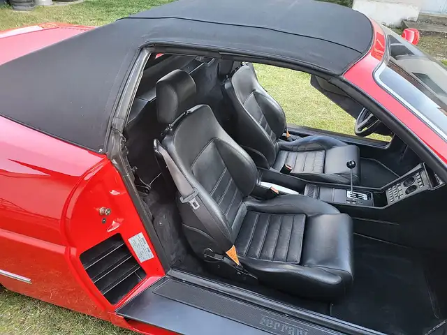 Ferrari 348 spyder Ansicht 33