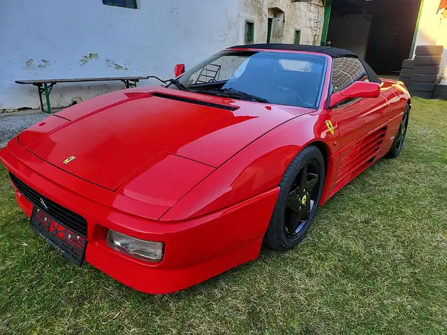 Ferrari 348 spyder Ansicht 15