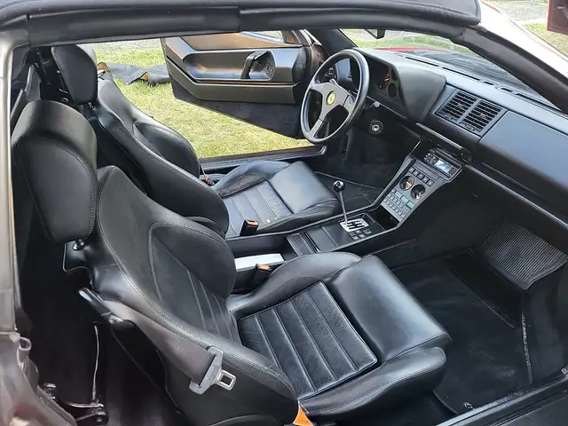 Ferrari 348 spyder Ansicht 24