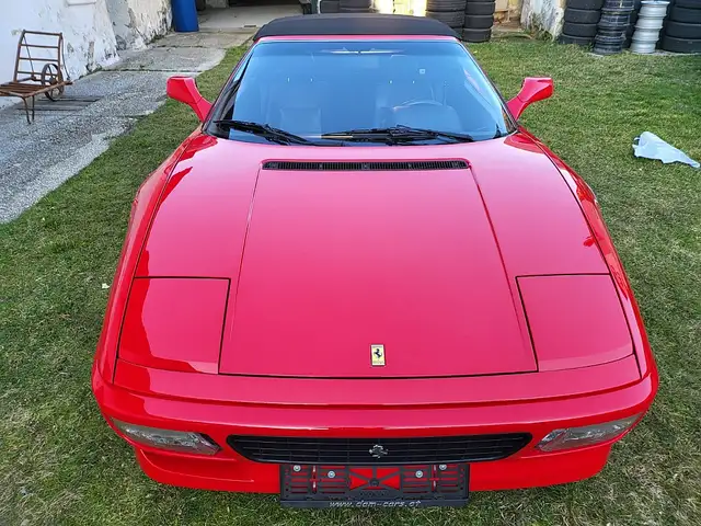 Ferrari 348 spyder Ansicht 28