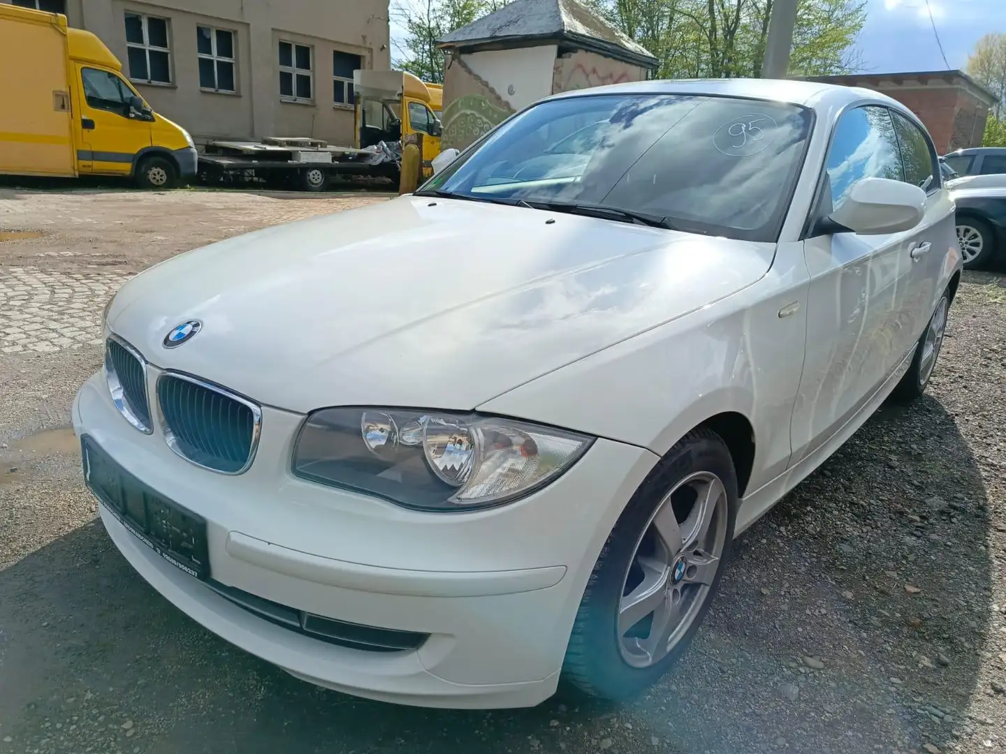 BMW 116 i 2.0 KAT Bianco - 1
