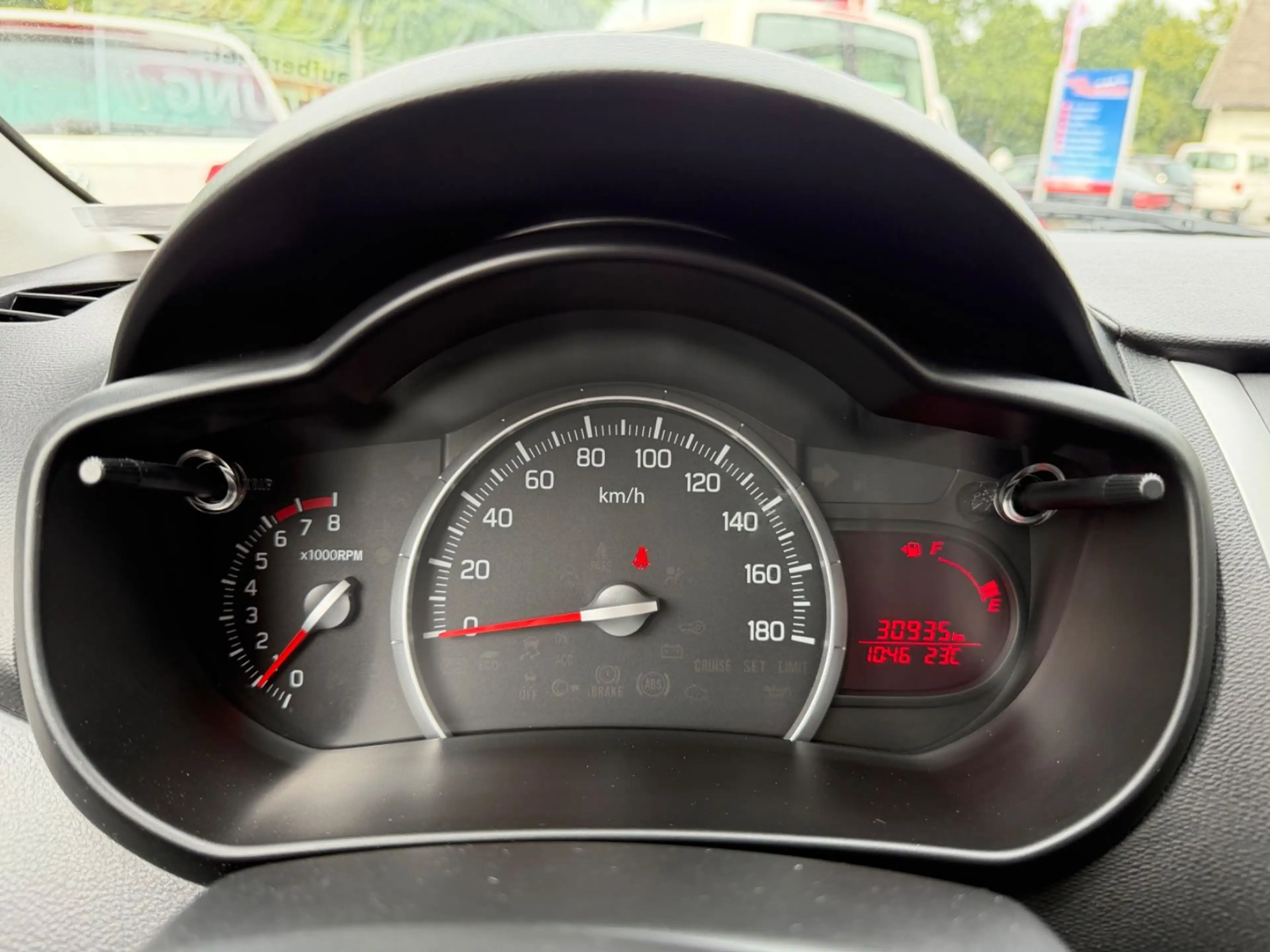 Suzuki Celerio Club Klima Allwetter ZV Bluetooth uvm. — photo 10