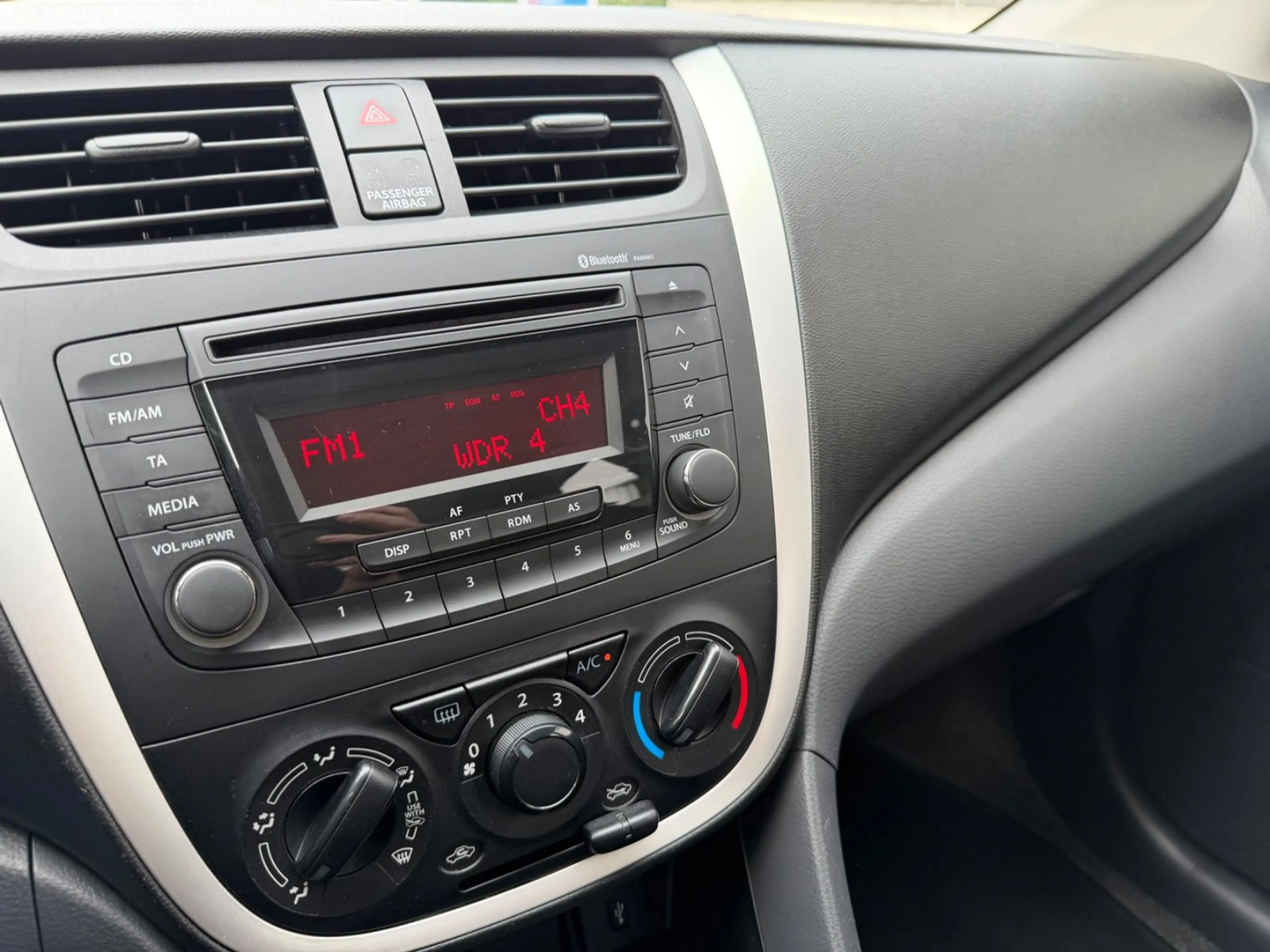 Suzuki Celerio Club Klima Allwetter ZV Bluetooth uvm. — photo 11