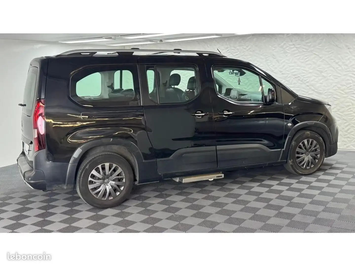 Peugeot Rifter Rifter+Long+BlueHDi+130+S Noir - 2
