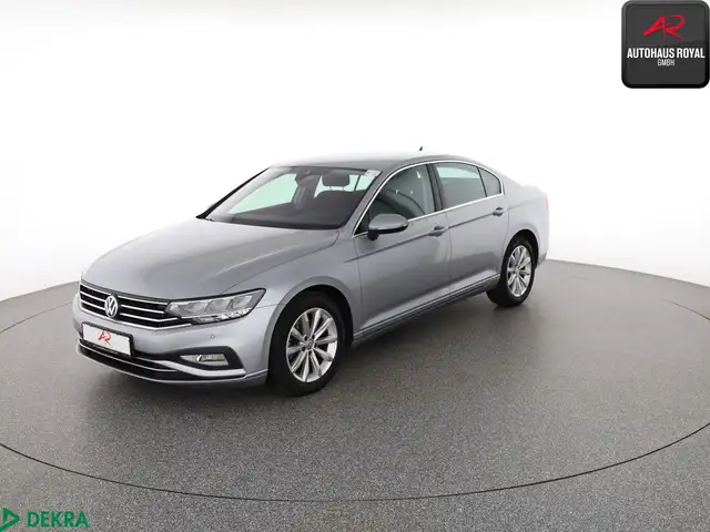 Volkswagen Passat Passat 1.5 TSI DSG ACC,SPURHALTE,KAMERA,SITZHEIZ