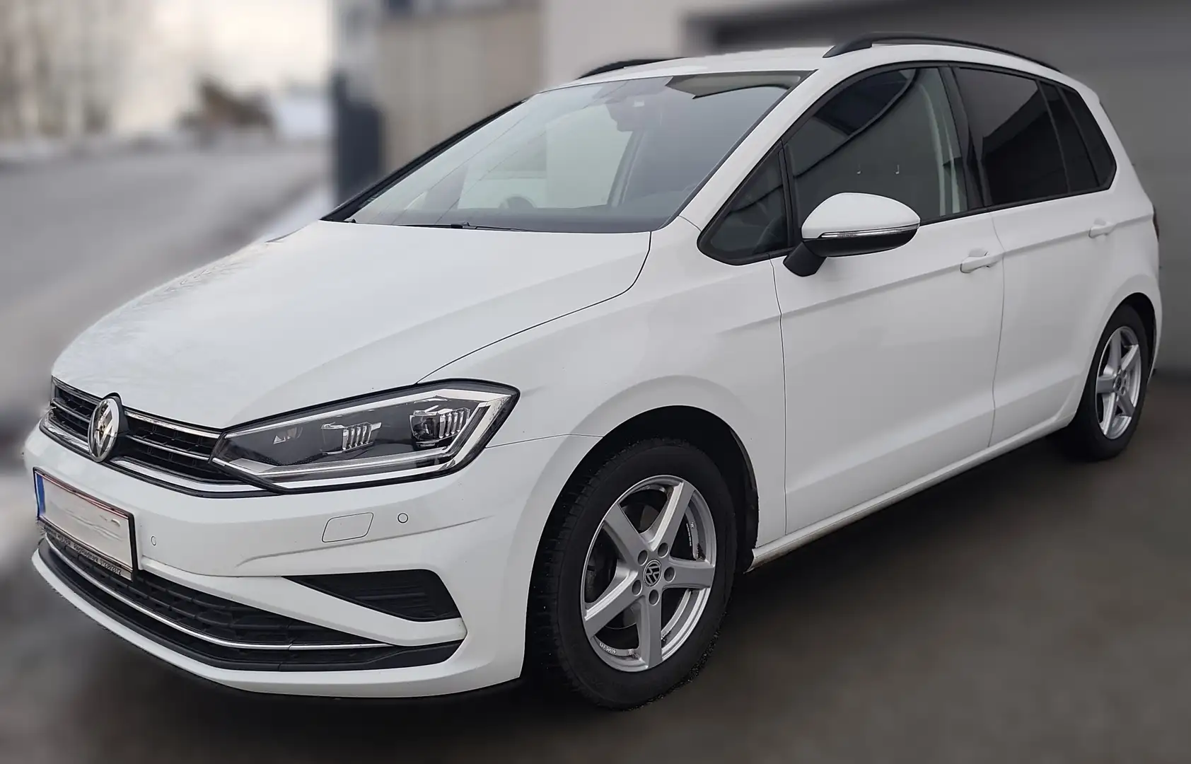 Volkswagen Golf Sportsvan Golf Sportsvan 1,5 TSI ACT Highline DSG Highline Weiß - 1