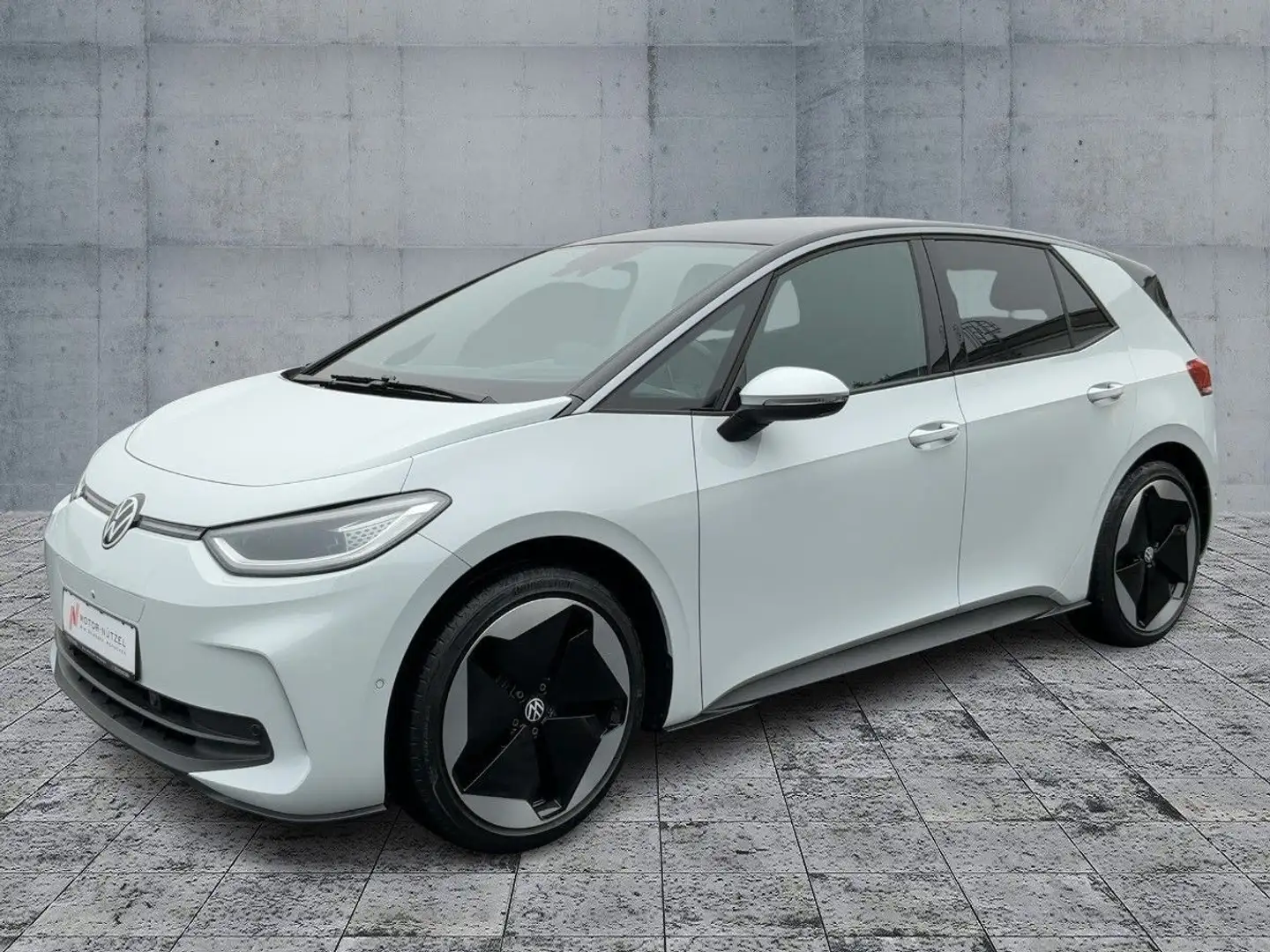 Volkswagen ID.3 150kw PRO MATRIX+NAVI+AHK+PANO+ACC+DCC+HuD Weiß - 2