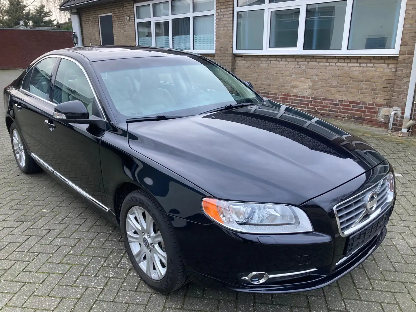 Volvo S80 3.2 AWD automaat Fekete - 2