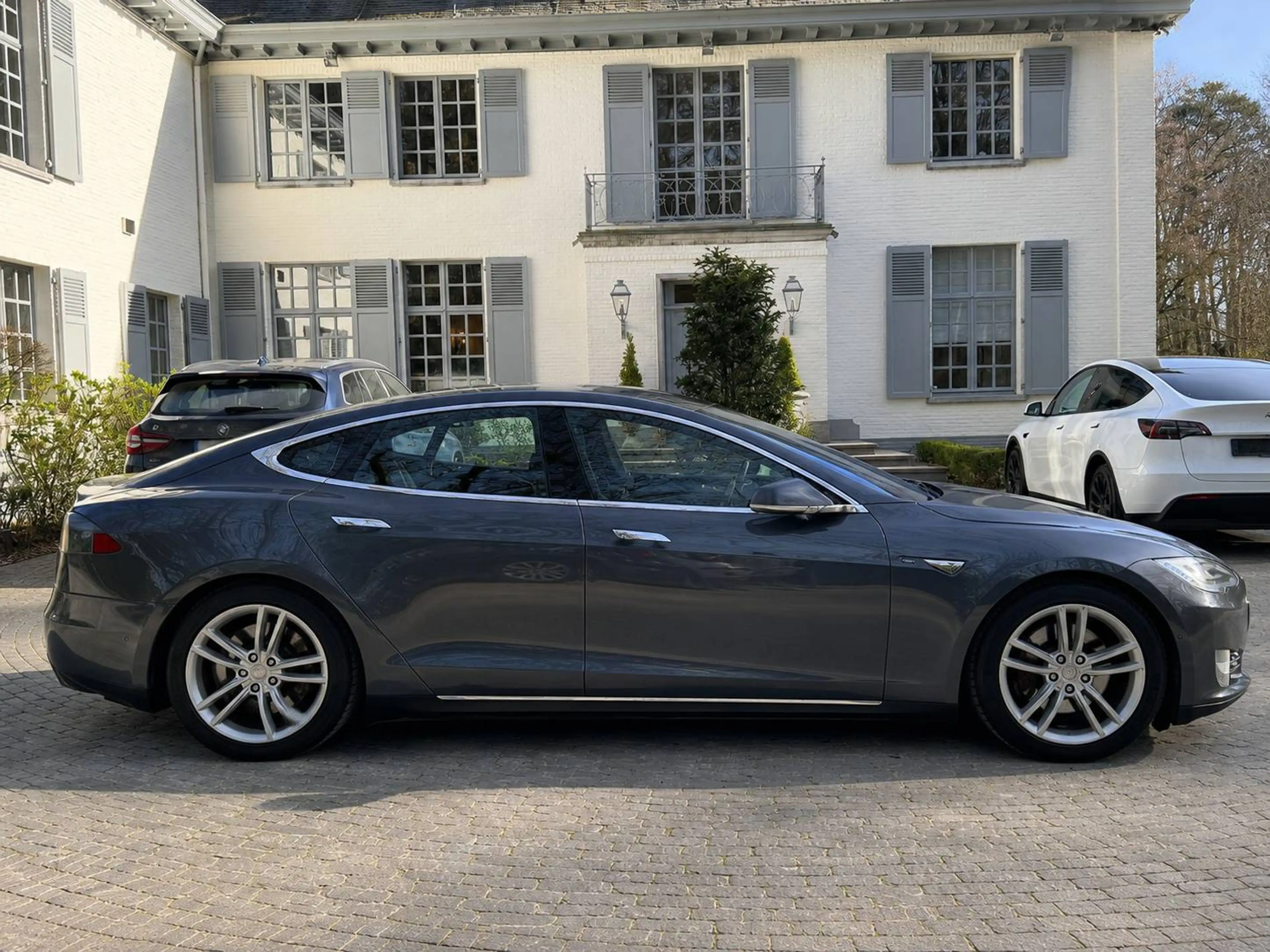 Tesla Model S 85D Dual Motor | Autopilot | Pano | Air Suspension | Premium — photo 9