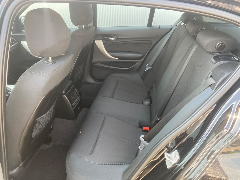 BMW 116 i Advantage *PDC*Sitzheizung*M Multi — photo 9