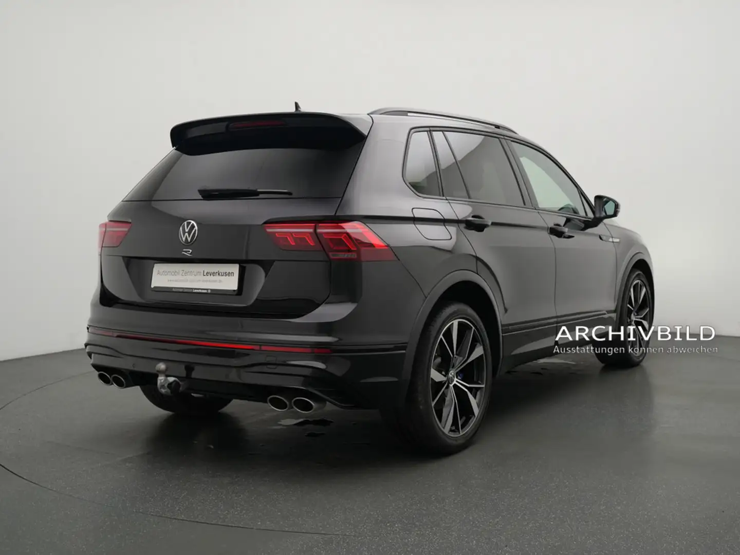 Volkswagen Tiguan R PANO MATRIX AHK ACC LEDER NAVI VIRT Schwarz - 2