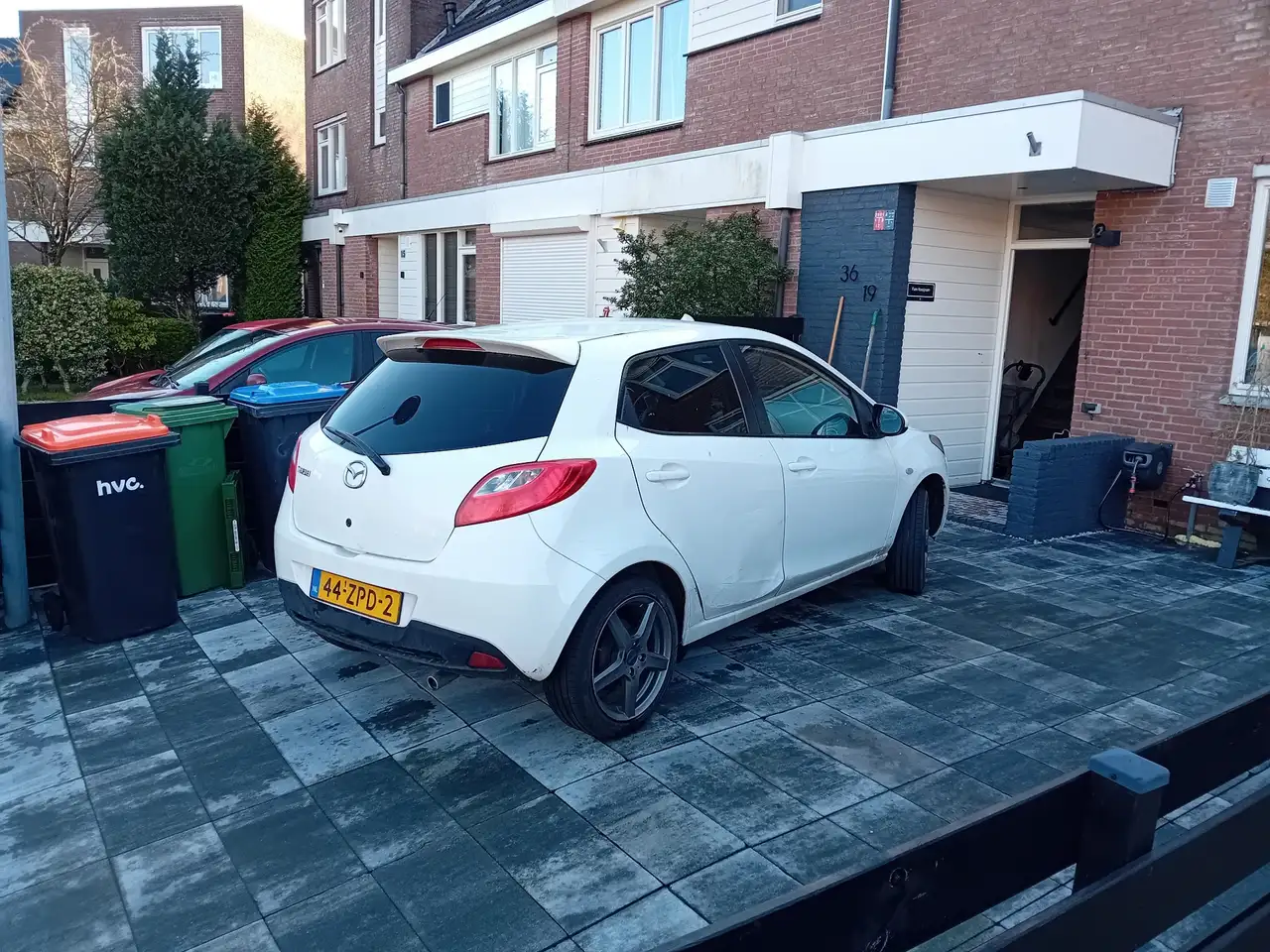 Mazda 2