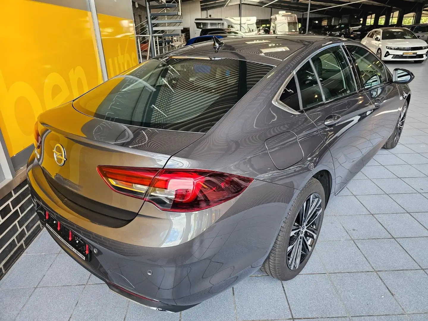 Opel Insignia B GS Elegance Memory Matrix SHZ Massage Grijs - 2
