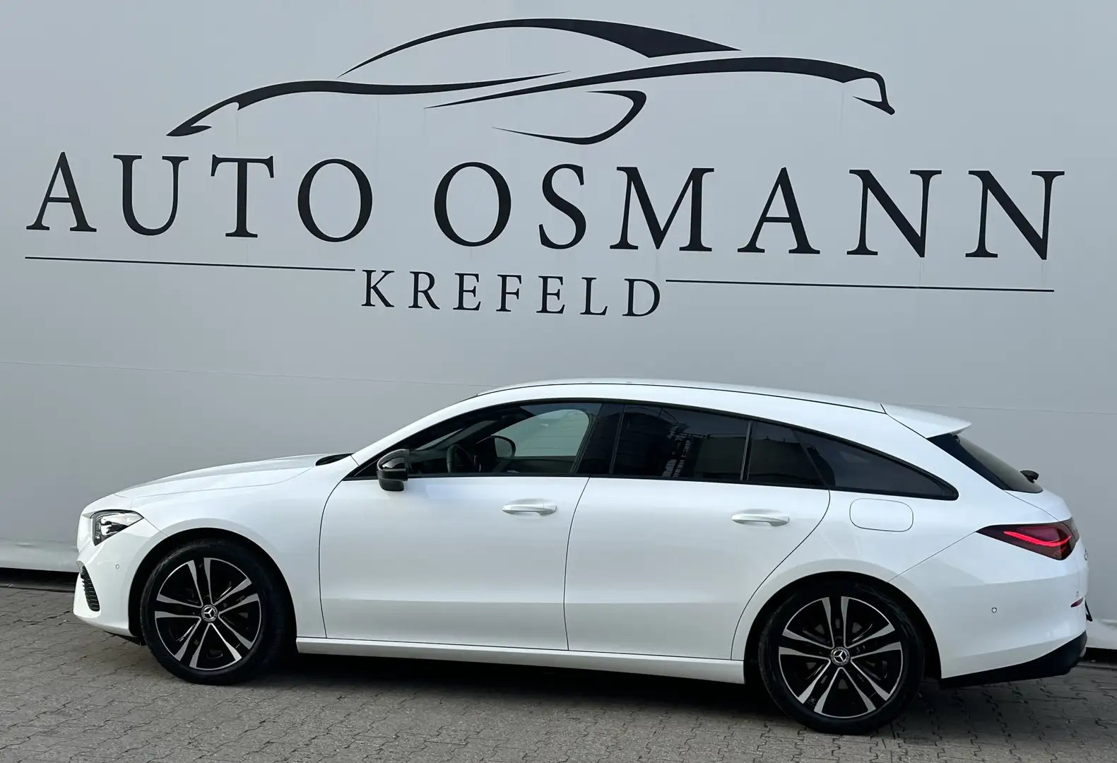 Mercedes-Benz CLA 200 d 8G-DCT Progressive Weiß - 2