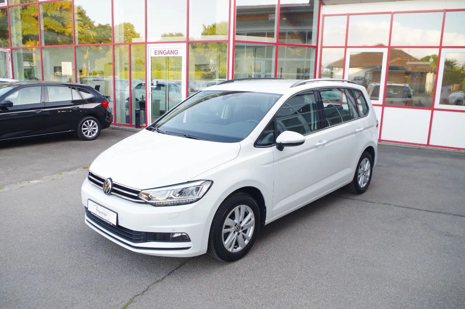 Volkswagen Touran 2.0 TDI DSG Comfortline, ACC, LED, Kamera Weiß - 1