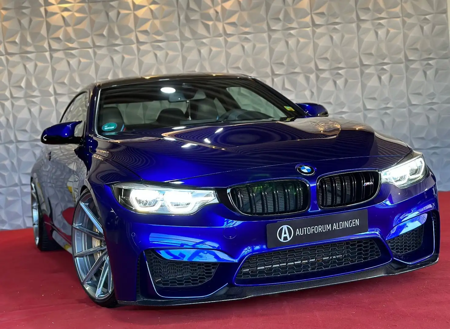 BMW M4 CS, Carbon , Wheel force CF3.3, KW V3 DDC Blau - 1