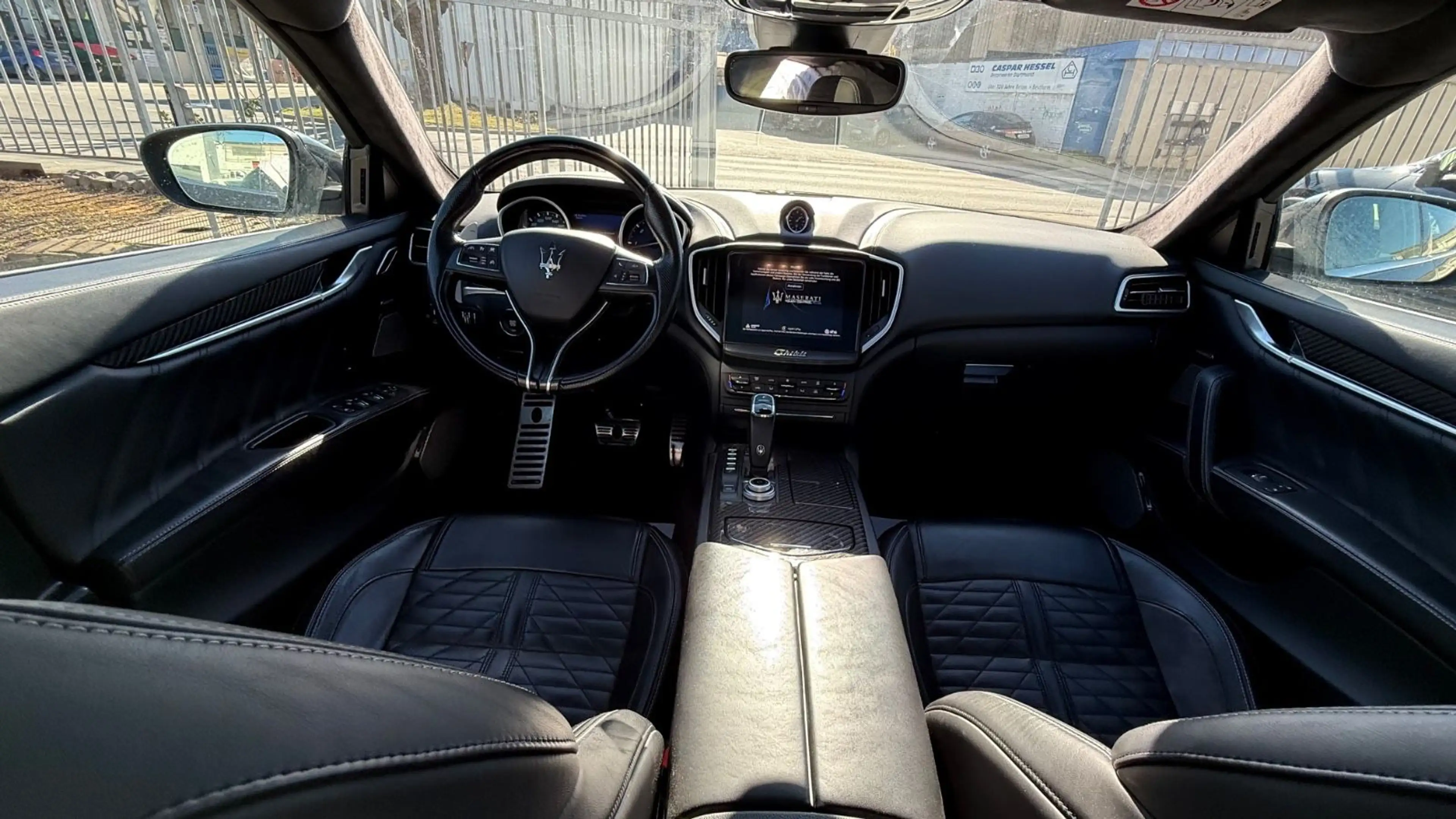 Maserati Ghibli GranSport Diesel — photo 12