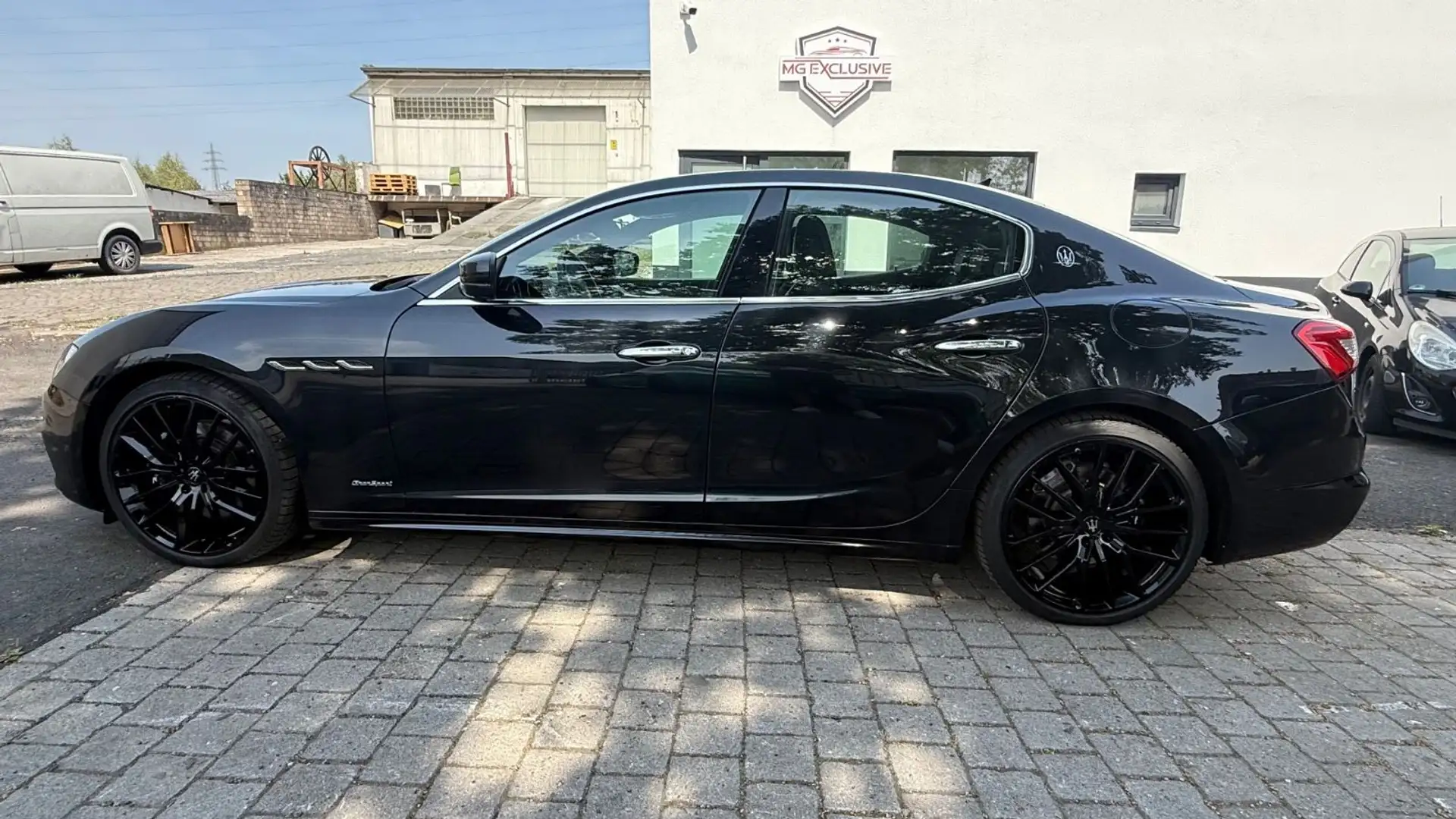 Maserati Ghibli GranSport Diesel Schwarz - 2