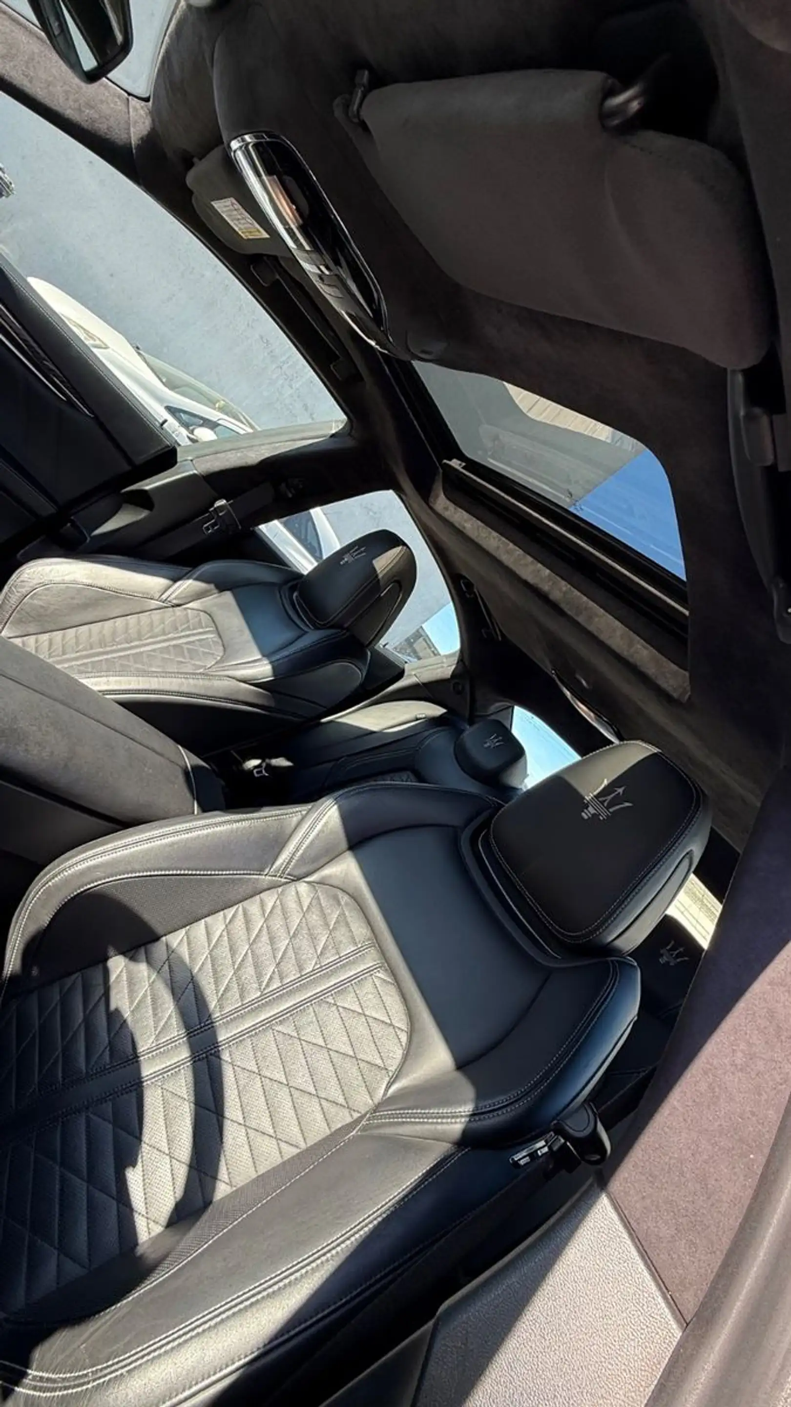 Maserati Ghibli GranSport Diesel — photo 14