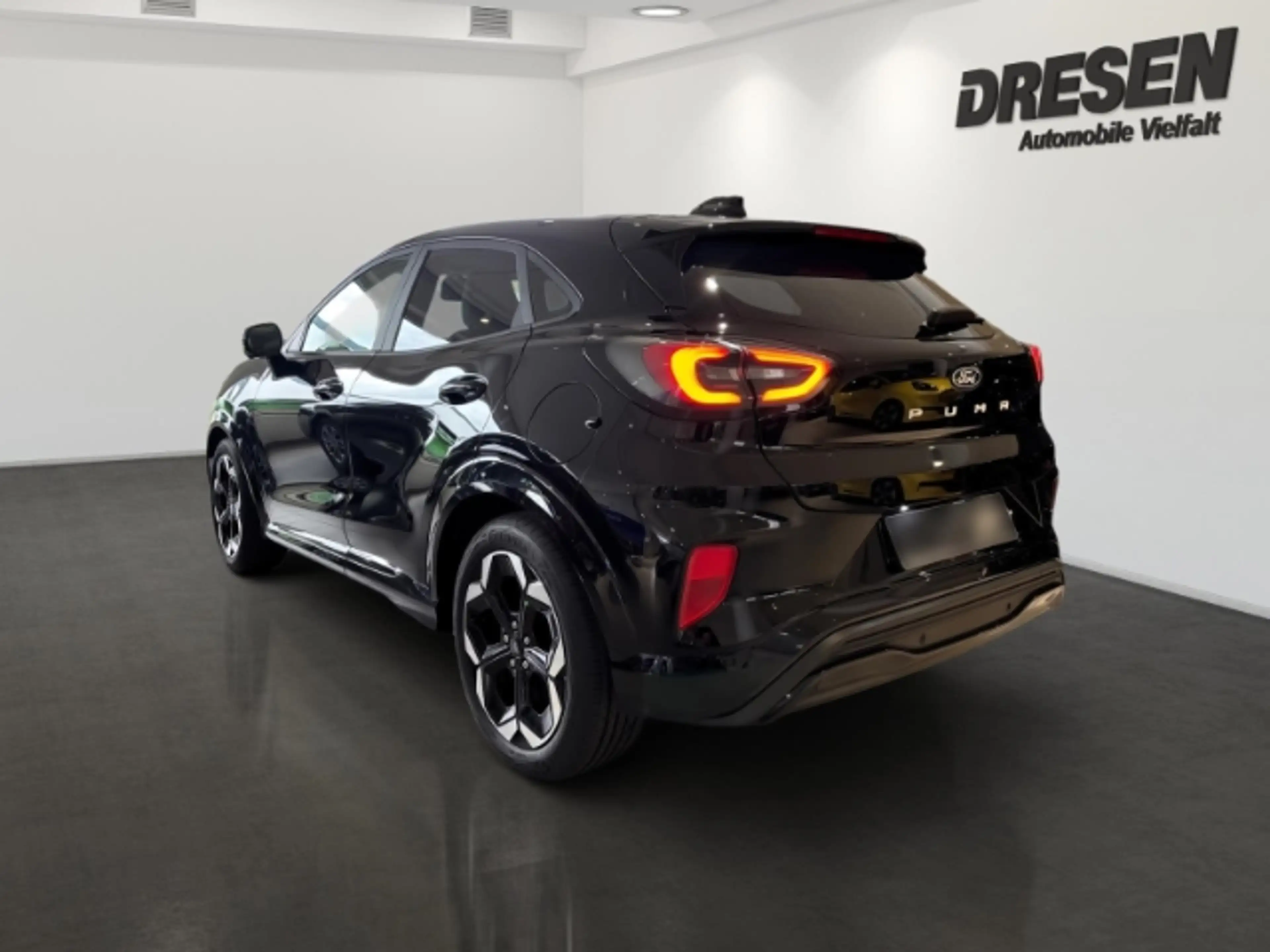 Ford Puma Gen-E Premium 46,8 kWh *MATRIX-LICHT*PANORAMADACH* — photo 4