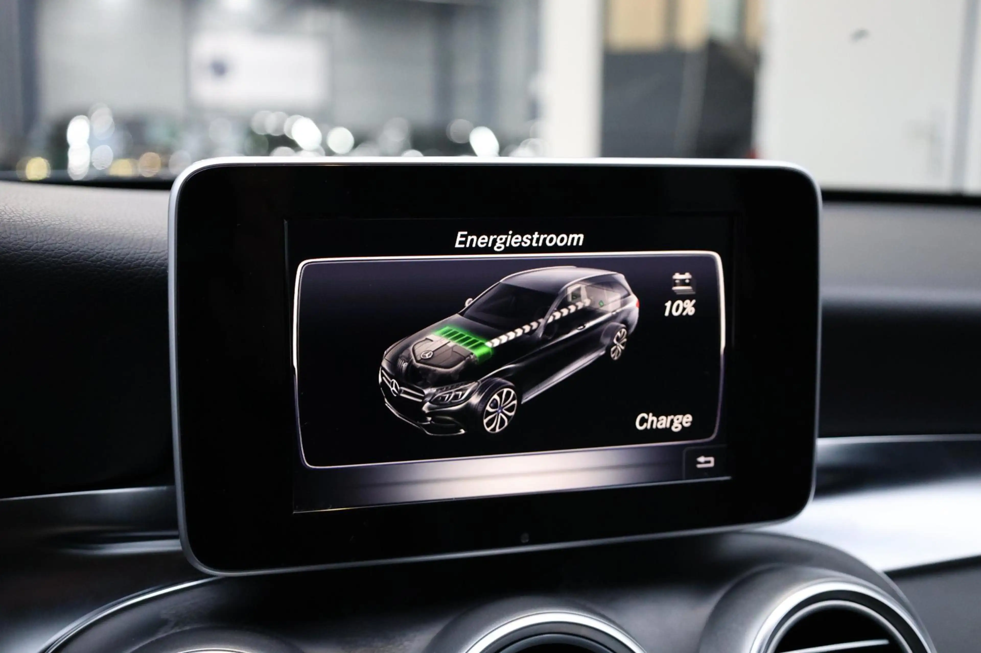 Mercedes-Benz C 350 Estate e AMG-line LED/LEDER+S.VERWARMING/19" LMV/C — photo 18