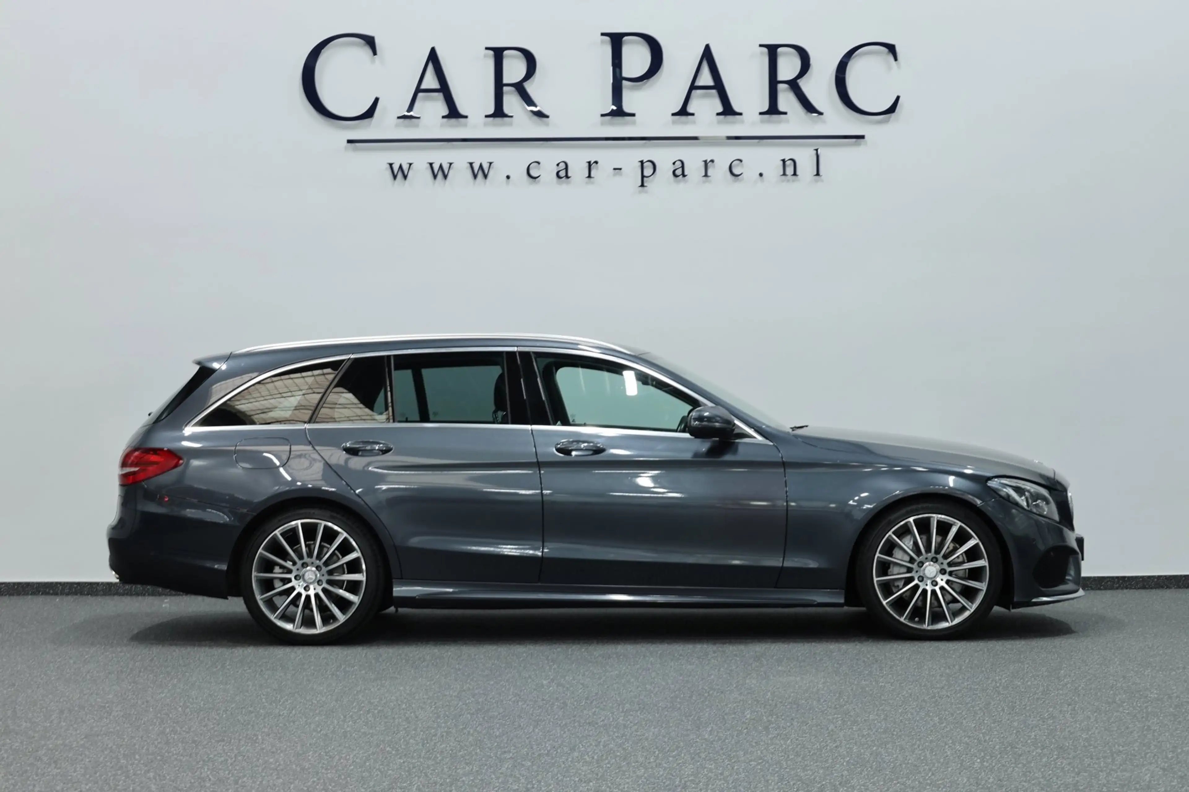 Mercedes-Benz C 350 Estate e AMG-line LED/LEDER+S.VERWARMING/19" LMV/C — photo 4