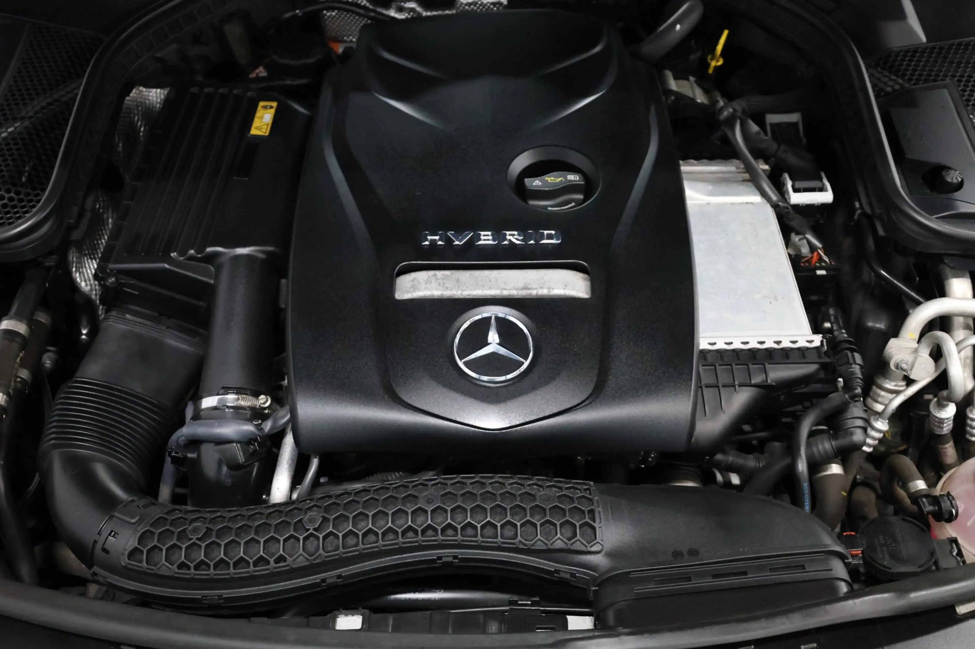 Mercedes-Benz C 350 Estate e AMG-line LED/LEDER+S.VERWARMING/19" LMV/C — photo 25