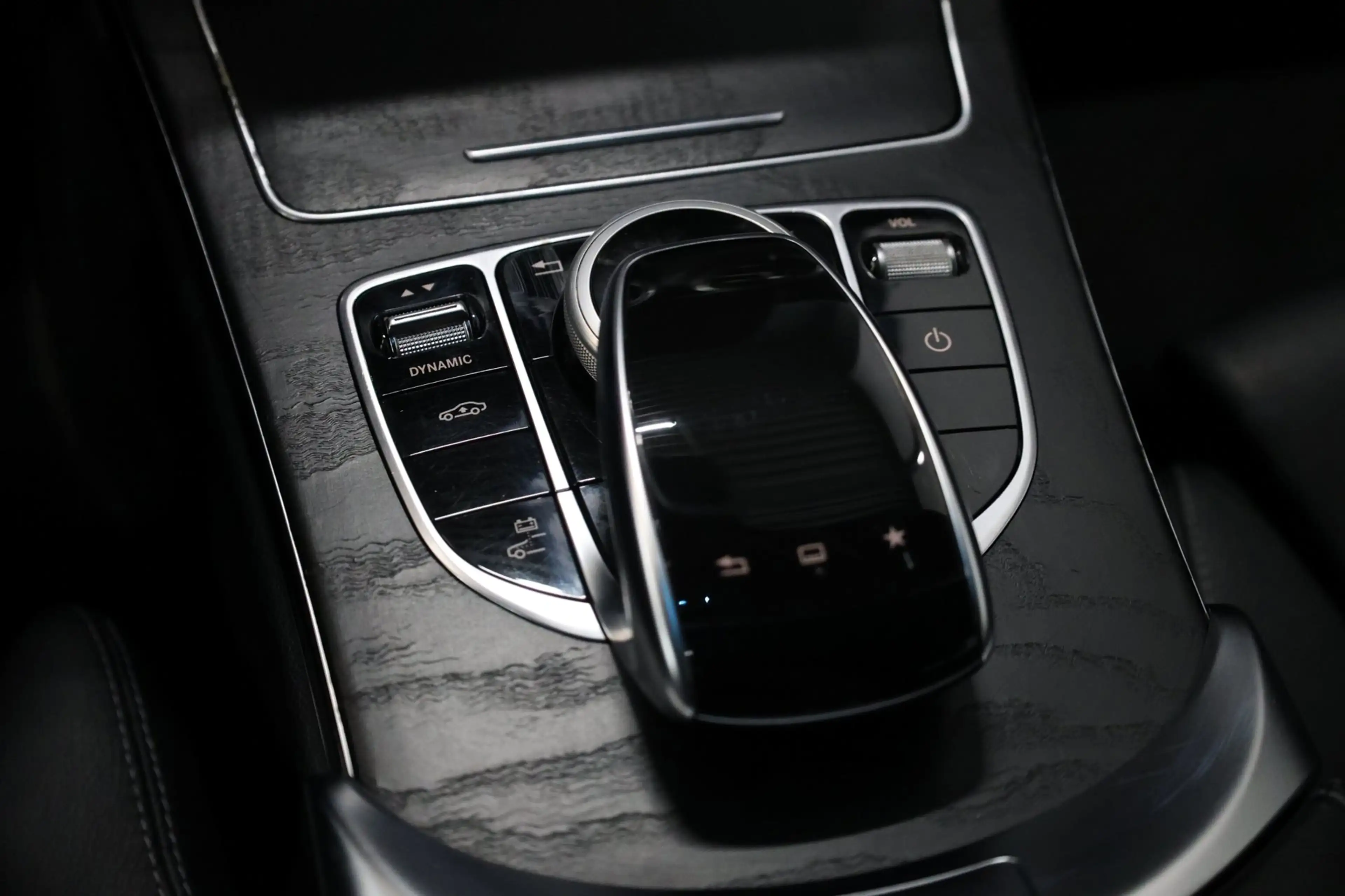Mercedes-Benz C 350 Estate e AMG-line LED/LEDER+S.VERWARMING/19" LMV/C — photo 20
