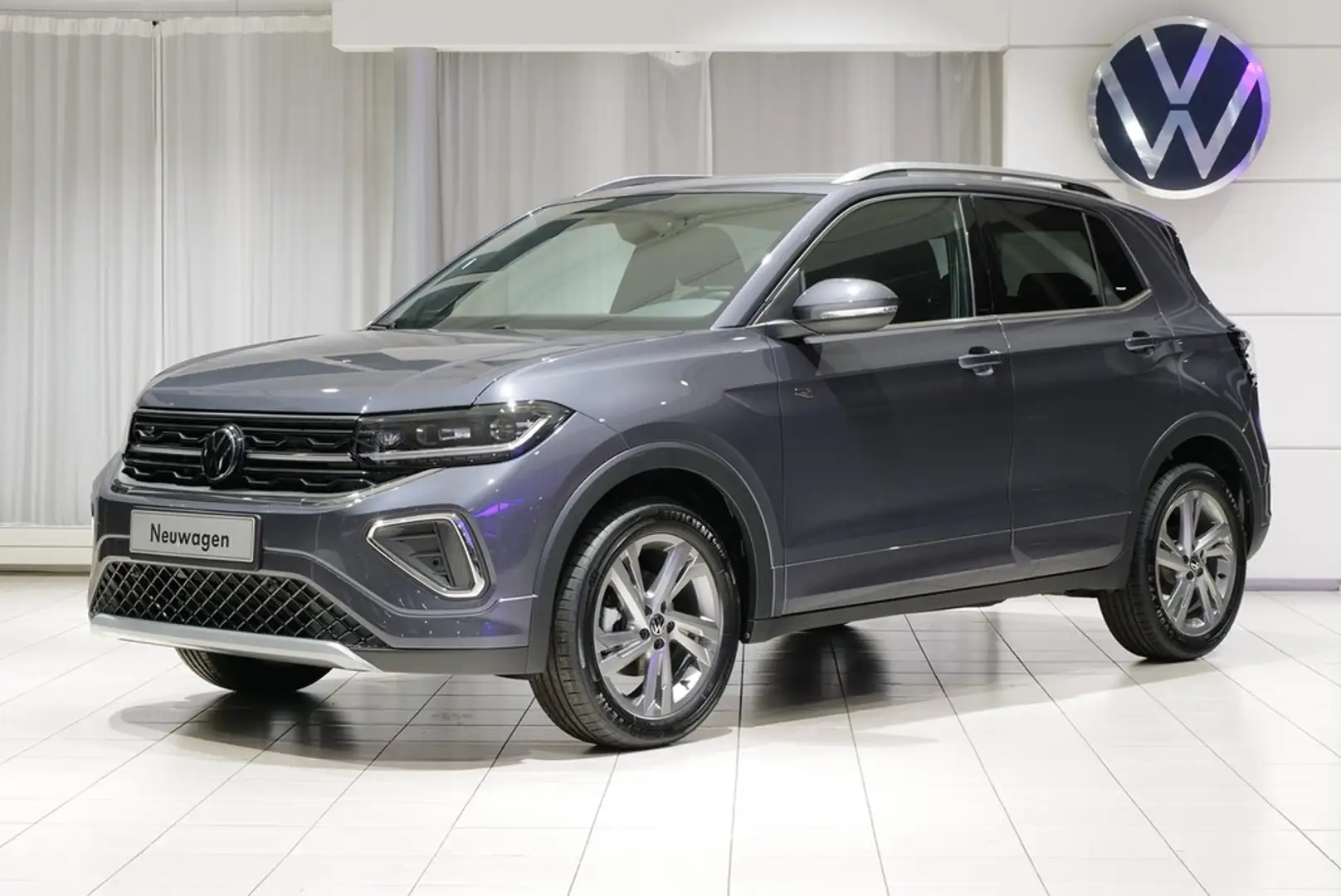 Volkswagen T-Cross 1.5TSI DSG R-Line R-Line AHK LedMatrix Rkam ACC Grau - 1