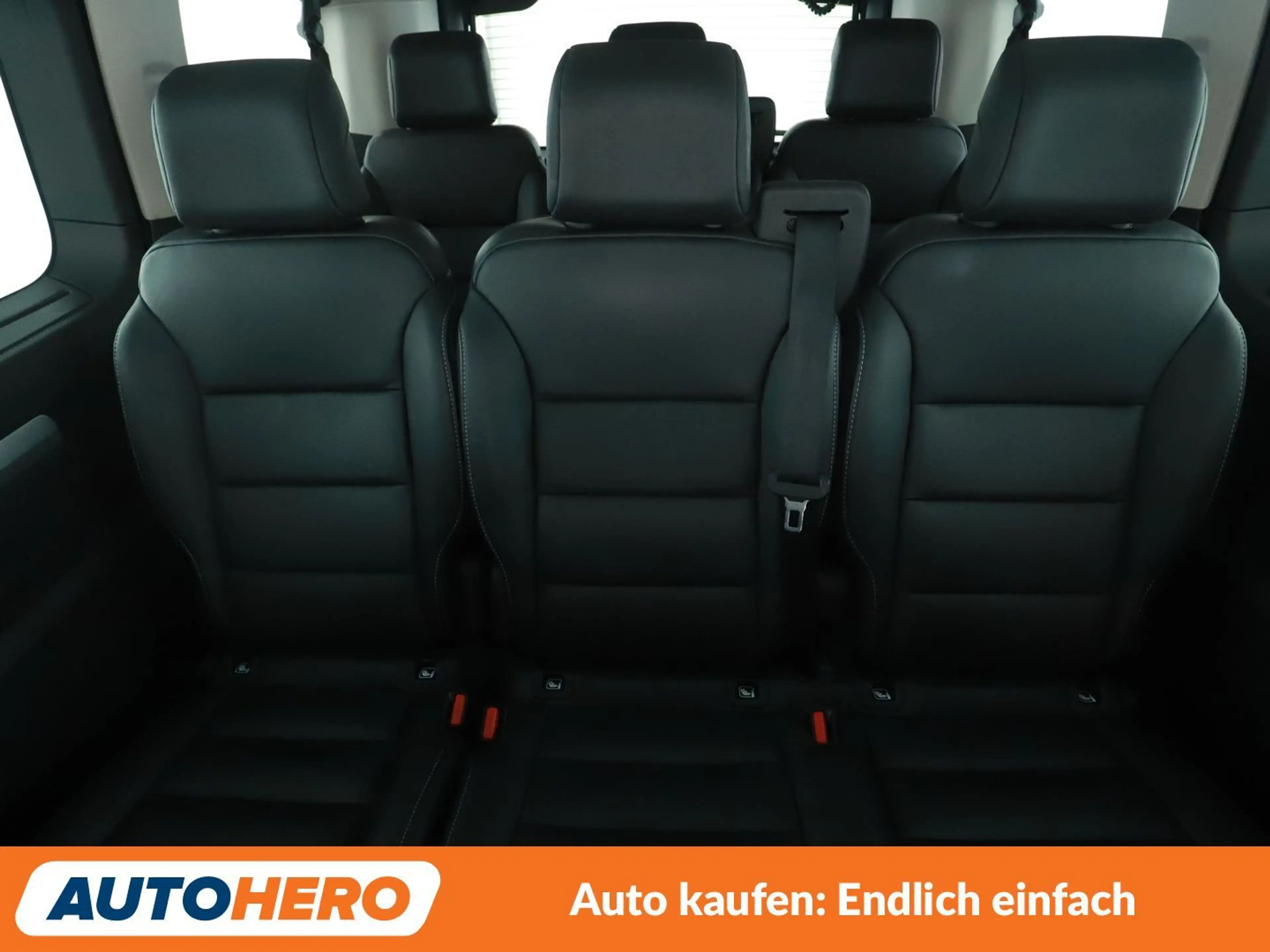 Peugeot Traveller 2.0 Blue-HDi Allure L2 — photo 15