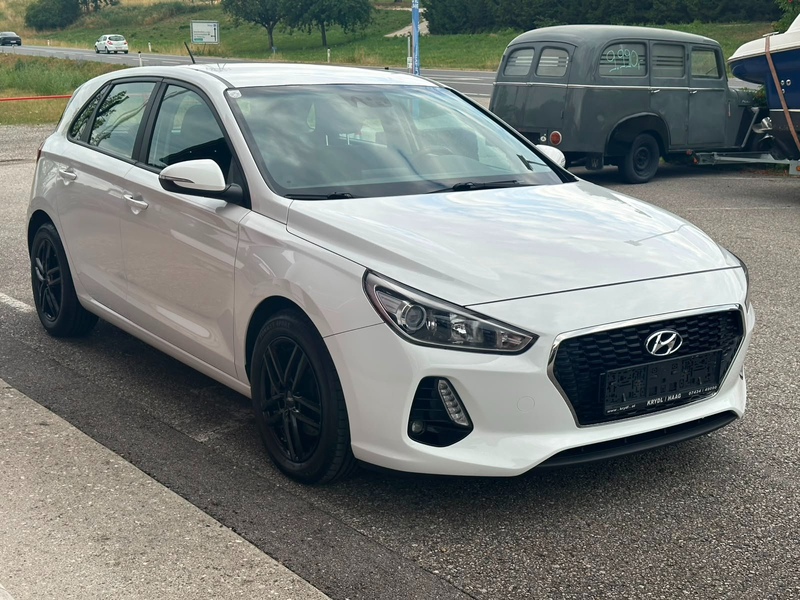 Hyundai i30 i30 1,6 CRDi / Pickerl & Service NEU / — photo 4
