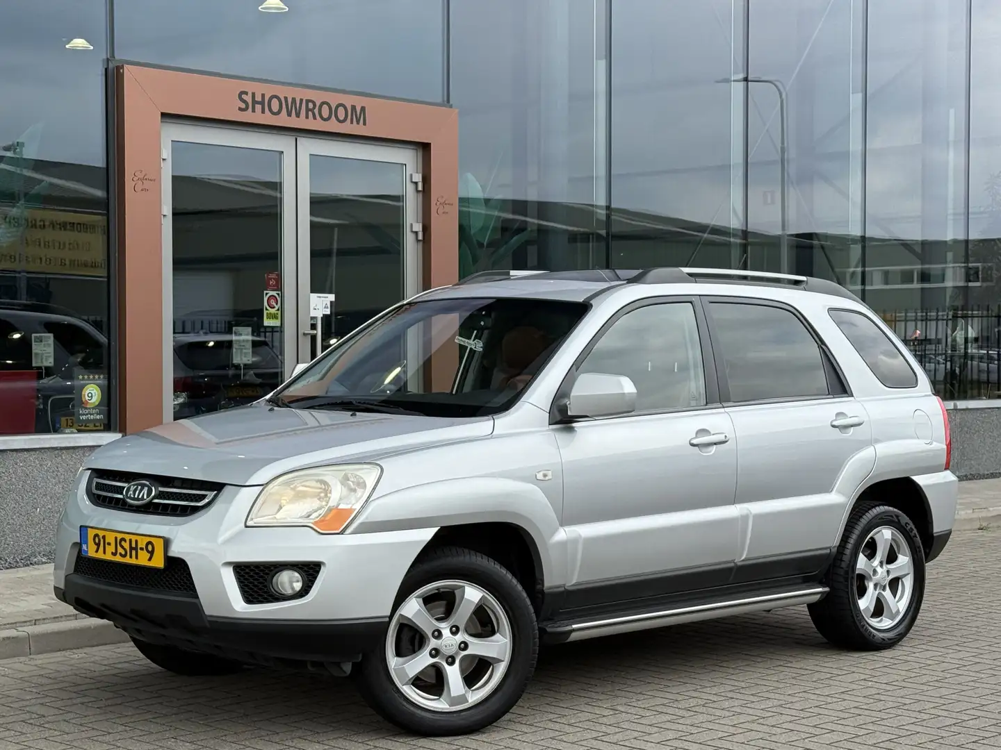 Kia Sportage 2.0 CVVT Fifteen | Stoelverwarming | Schuif/Kantel Szary - 1