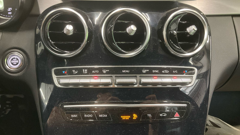 Mercedes-Benz C 300 d Burmest*Distro*AHK*Kamera*LED*Teilleder* — photo 9