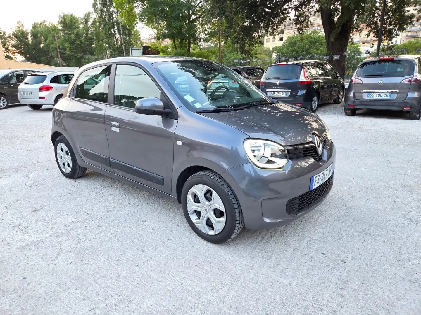 Renault Twingo Zen Gris - 1