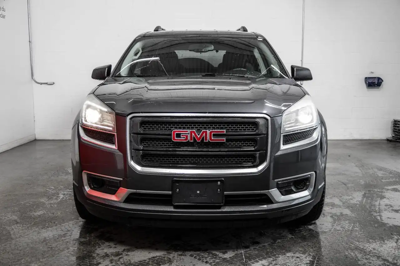 GMC Acadia photo GMC Acadia