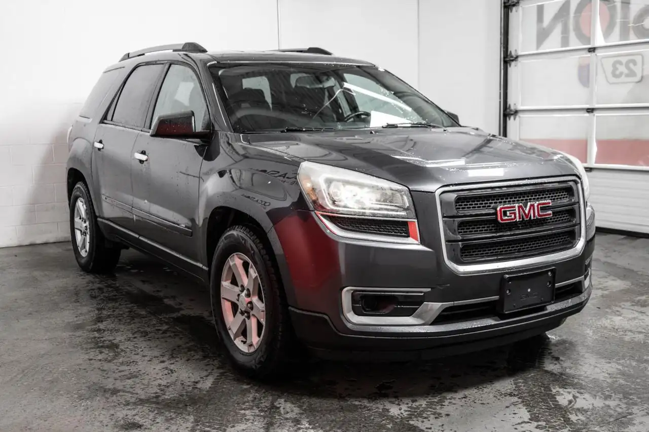 GMC Acadia photo GMC Acadia