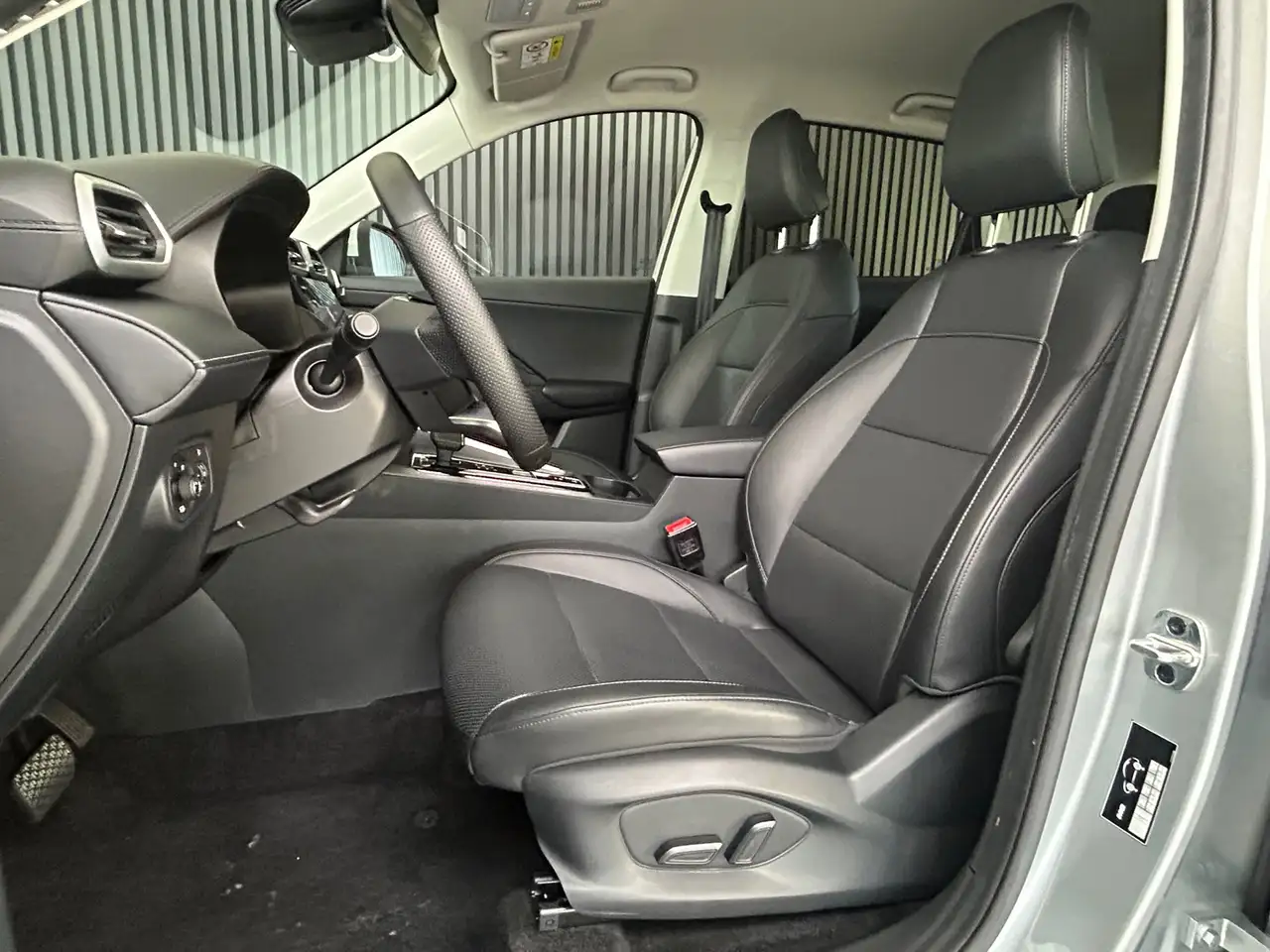 MG ZS MG Hybrid+ 1.5 Hybrid+ Luxury LEDER INTERIEUR|CAME 15