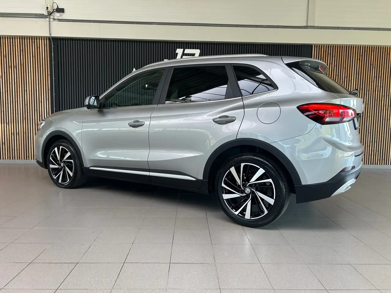 MG ZS MG Hybrid+ 1.5 Hybrid+ Luxury LEDER INTERIEUR|CAME 4