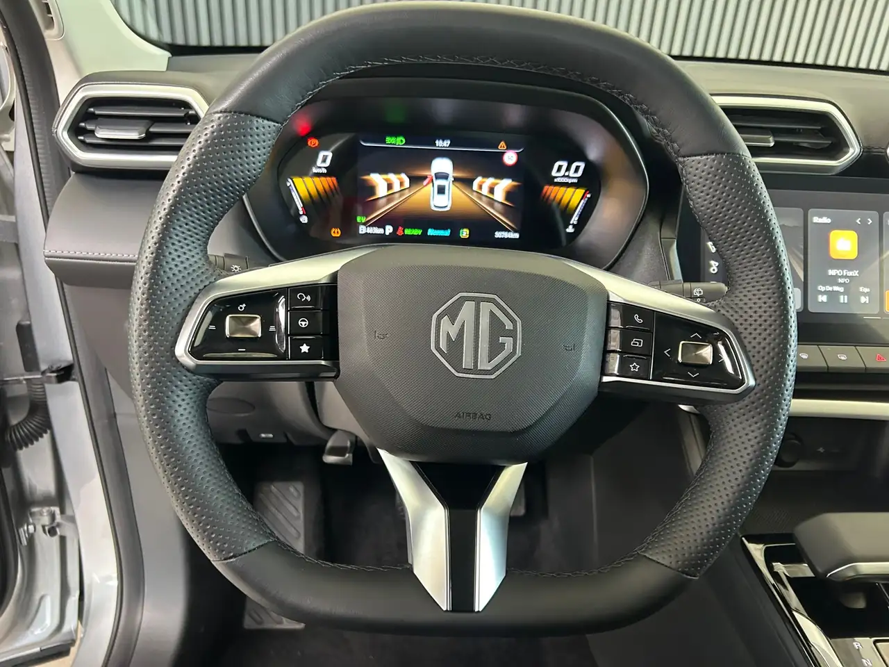 MG ZS MG Hybrid+ 1.5 Hybrid+ Luxury LEDER INTERIEUR|CAME 17