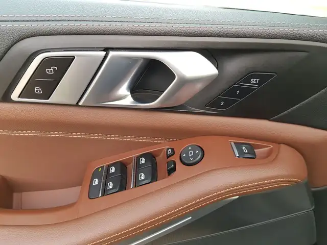 BMW X5 xDrive 45e PHEV  //M- Sport/LED/AHV/ Head-Up// Ansicht 12