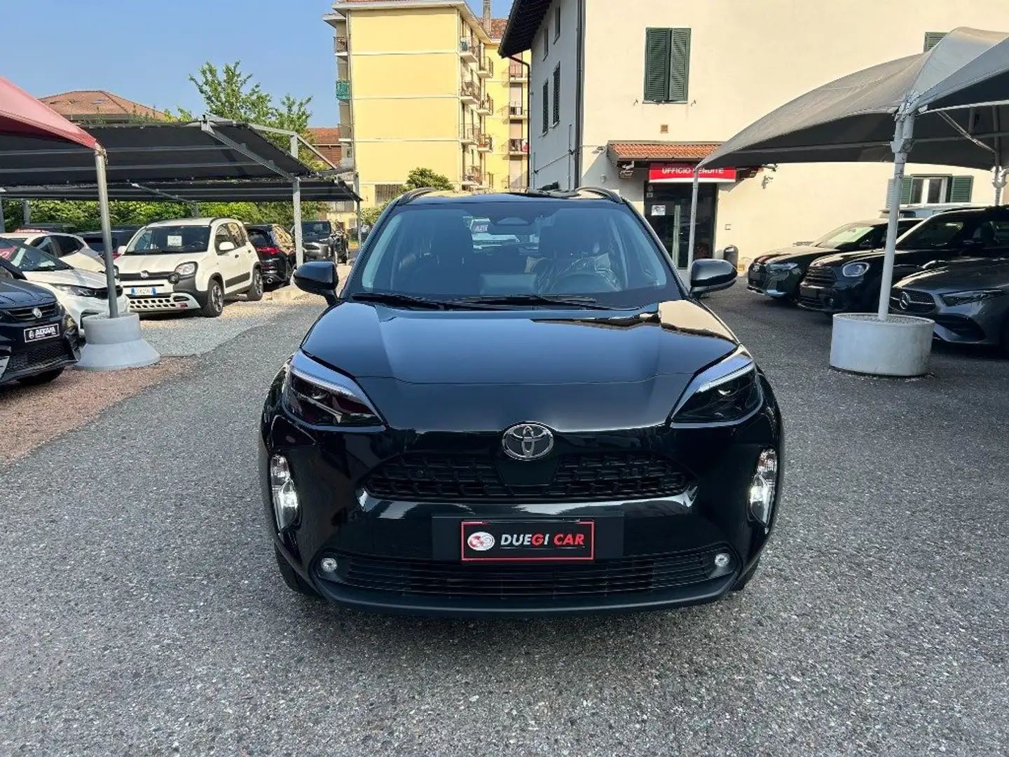 Toyota Yaris Cross 1.5 Hybrid 5p. E-CVT Active crna - 2