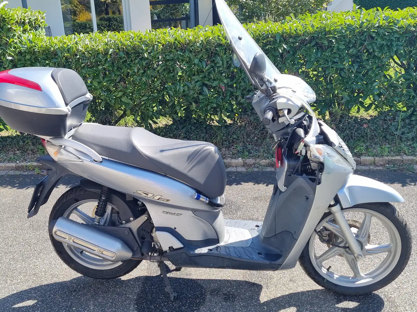 Honda SH 125i F1 Argent - 2