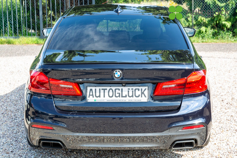 BMW 550 i xDrive *HEADUP*SCHIEBEDACH* — photo 6